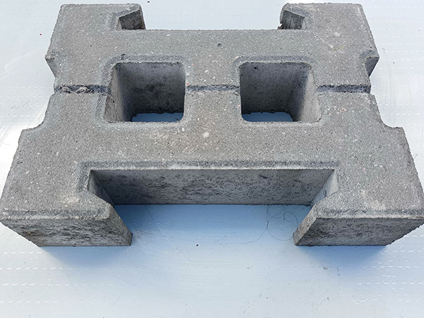 环保透水砖：城市生态建设的绿色基石